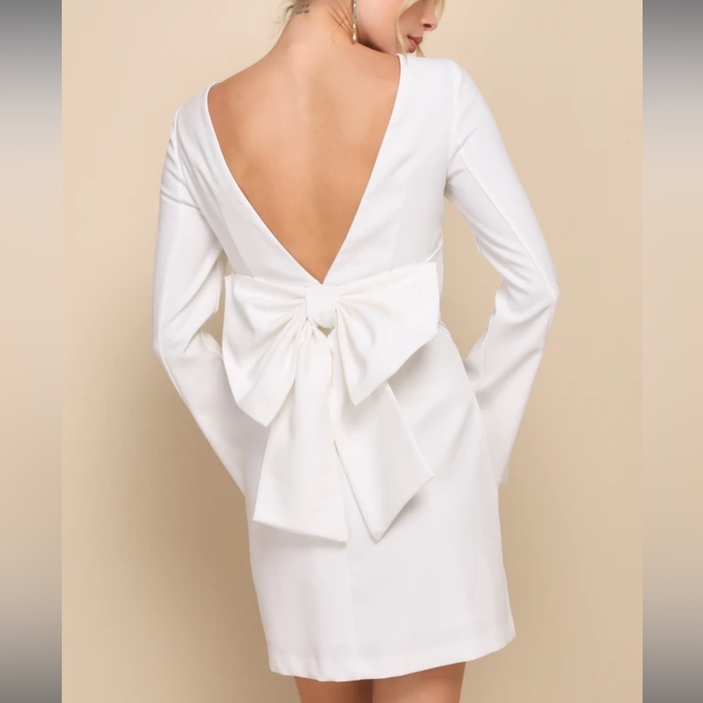 Lulus Elegant Cutie Ivory Bow Long Sleeve Backless Mini Dress
